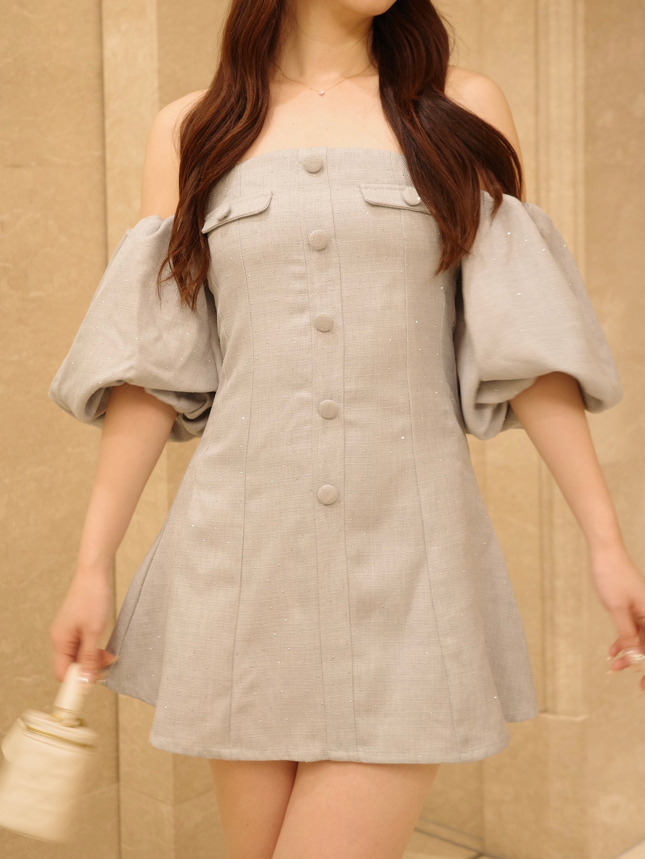 ラインストーンオフショルフレアワンピース – Ciel