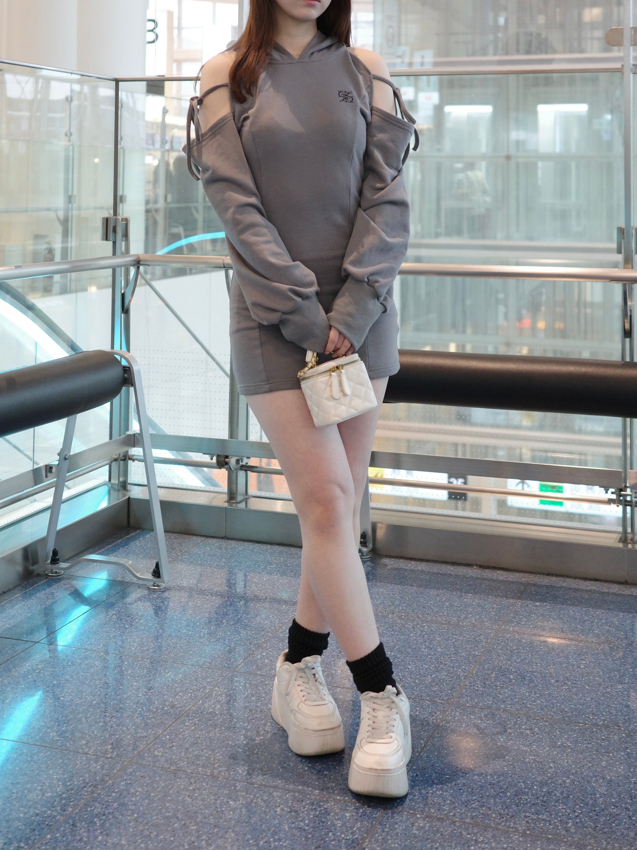 最後の再入荷】リボンショルダースウェットワンピース – Ciel