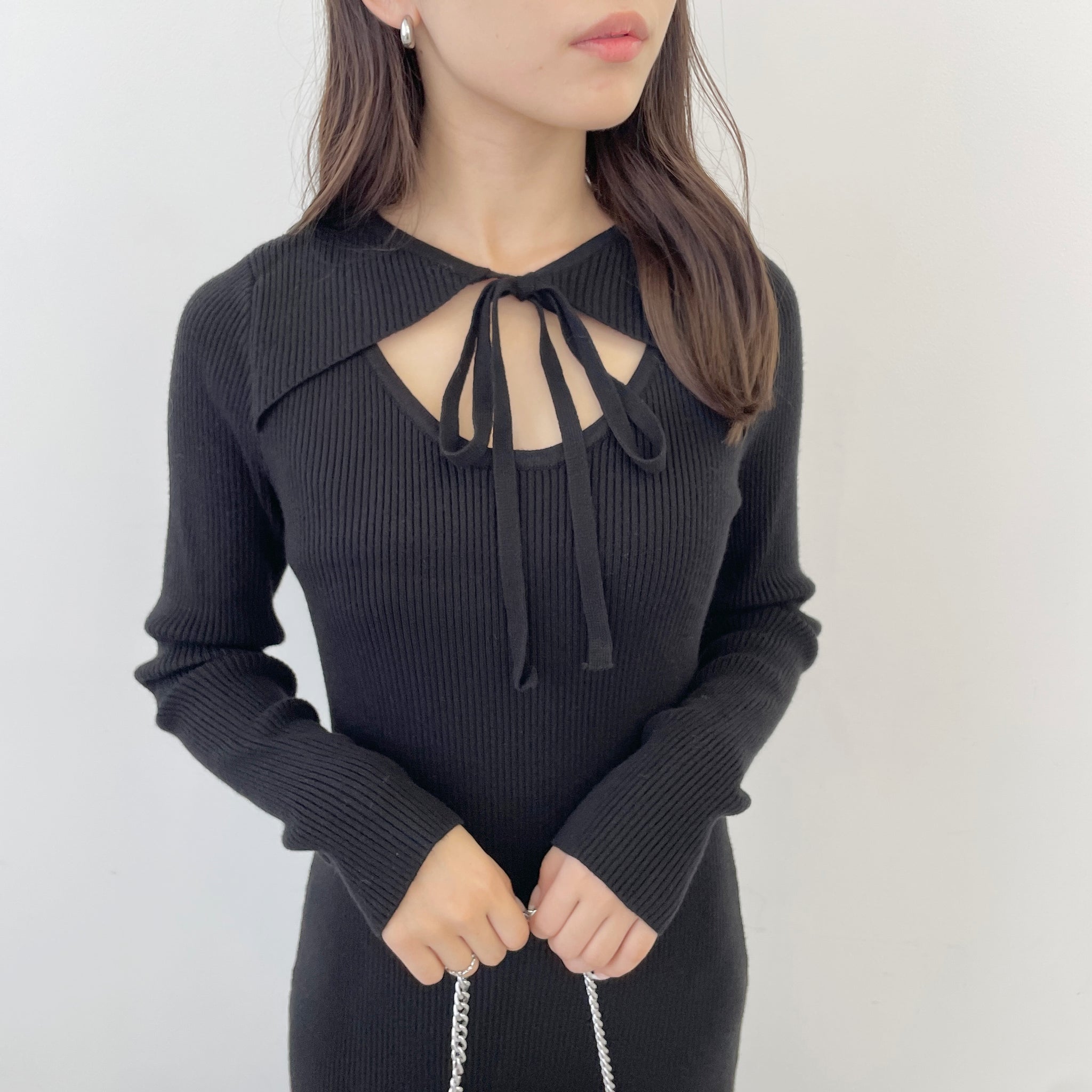 フロントリボンニットワンピース – Maison de Lyla
